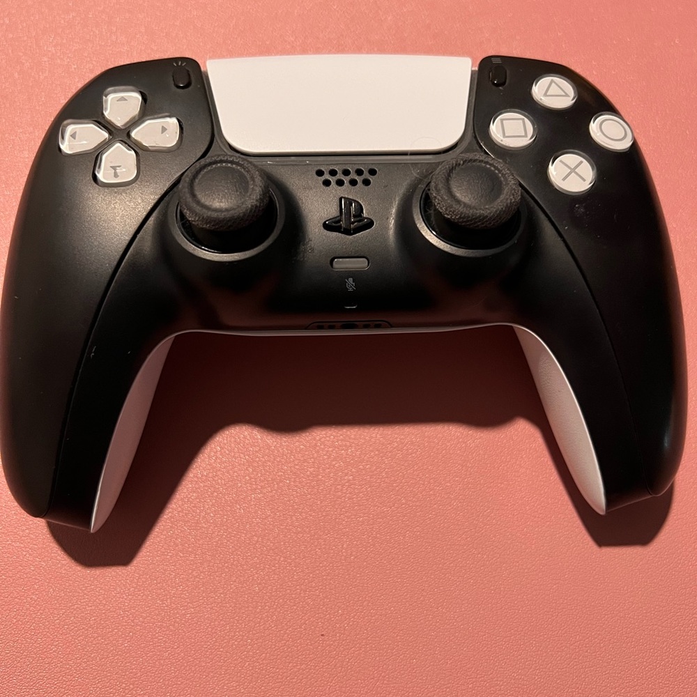 PS5 Remote Control - Picture 13 of 13